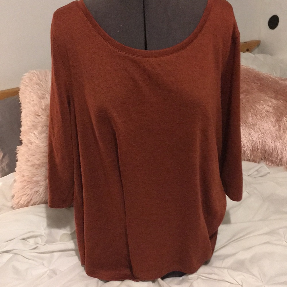Burnt orange sweater - Picture 1 of 1